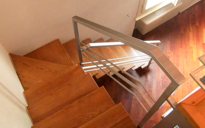 SCALA A PIANTONE CENTRALE 1024x768